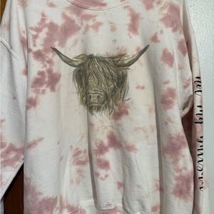 Gildan Pink Tie-Dye Sweatshirt